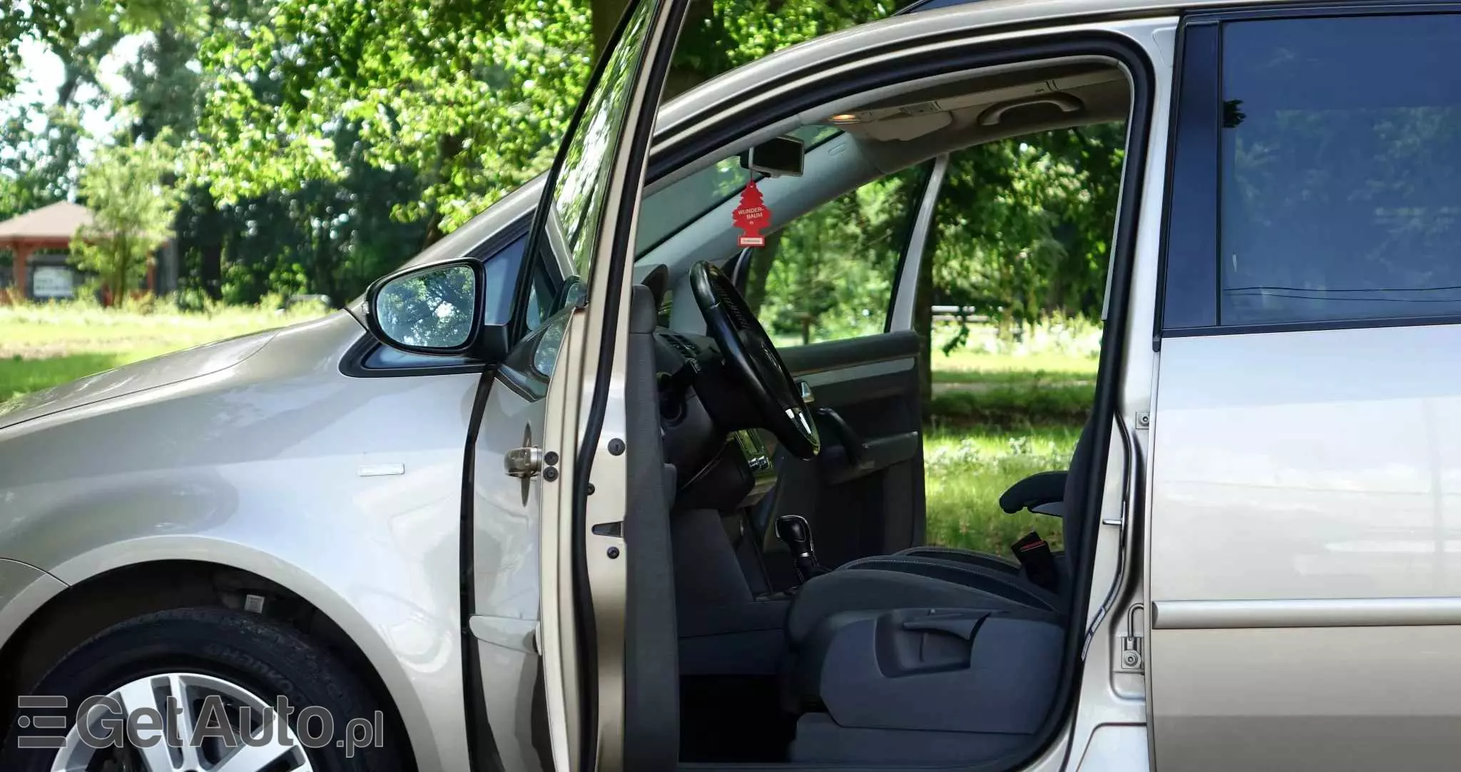 VOLKSWAGEN Touran 1.6 TDI DPF BlueMotion Technology DSG MATCH