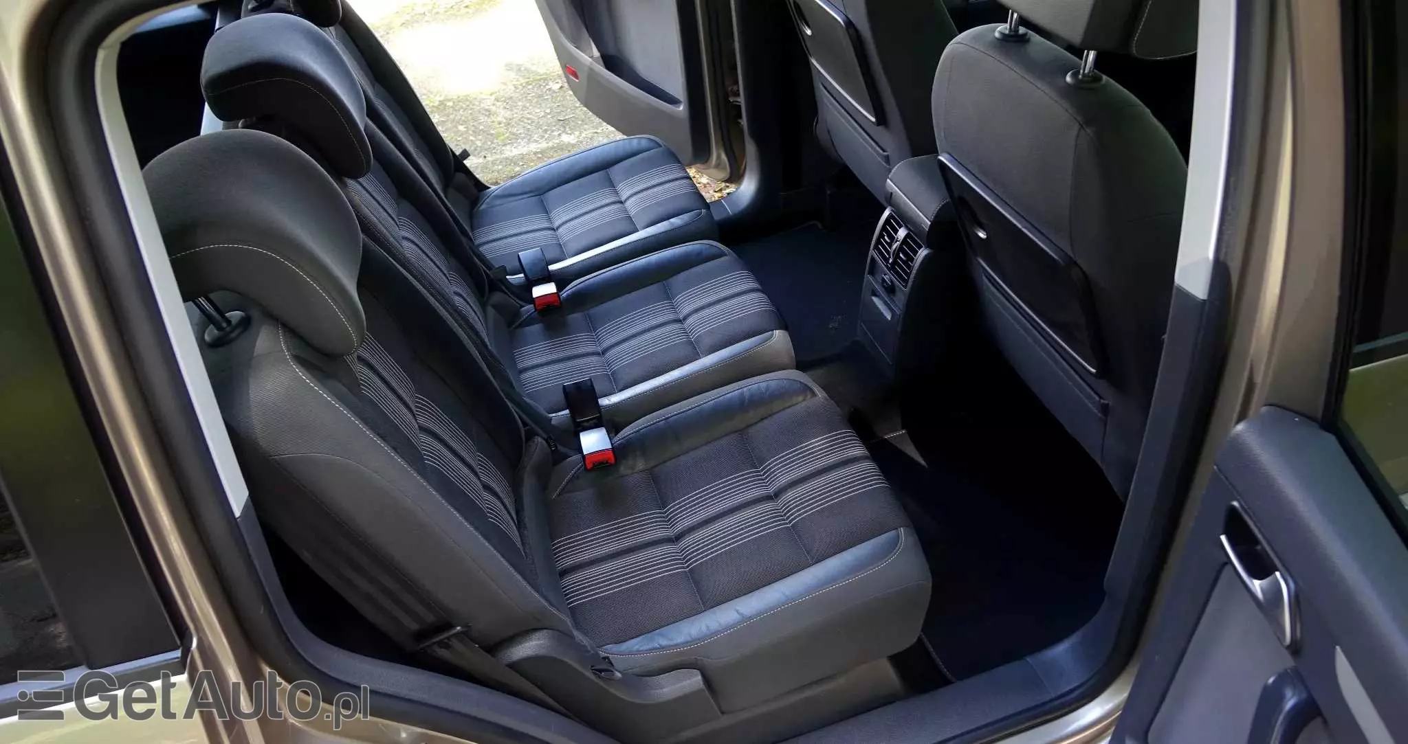 VOLKSWAGEN Touran 1.6 TDI DPF BlueMotion Technology DSG MATCH