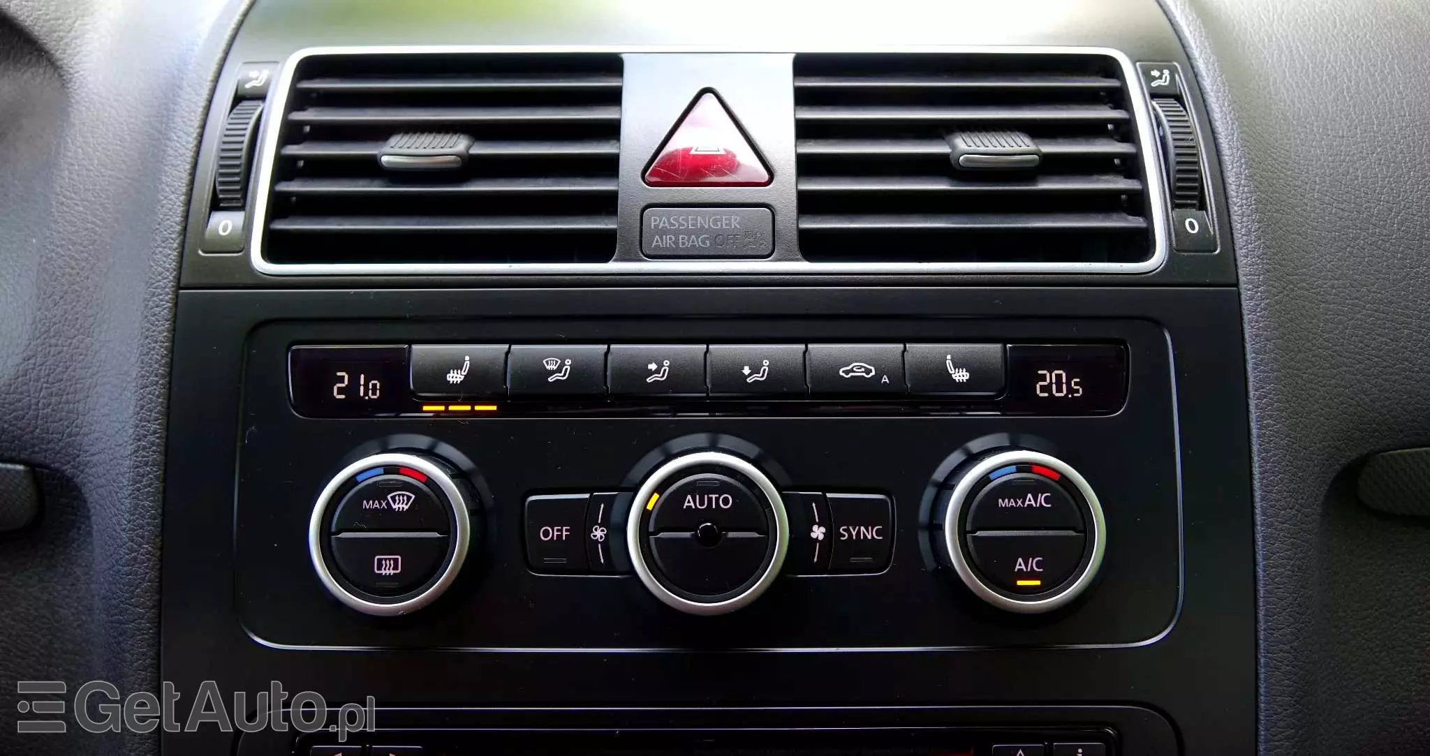 VOLKSWAGEN Touran 1.6 TDI DPF BlueMotion Technology DSG MATCH