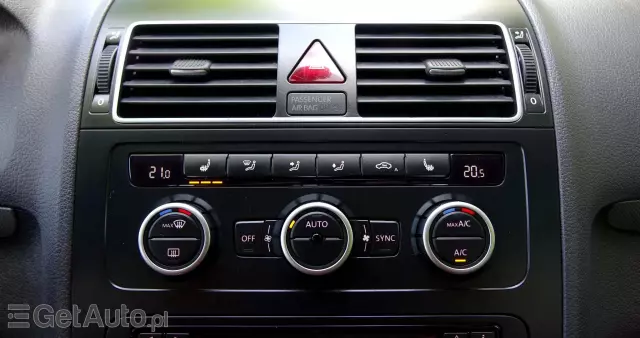 VOLKSWAGEN Touran 1.6 TDI DPF BlueMotion Technology DSG MATCH