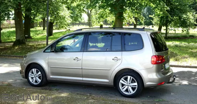 VOLKSWAGEN Touran 1.6 TDI DPF BlueMotion Technology DSG MATCH