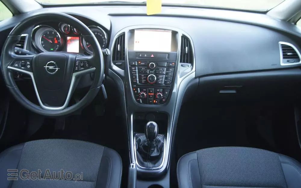 OPEL Astra 1.7 CDTI DPF Cosmo