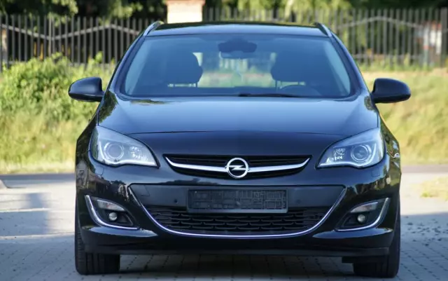 OPEL Astra 1.7 CDTI DPF Cosmo