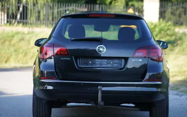 OPEL Astra 1.7 CDTI DPF Cosmo