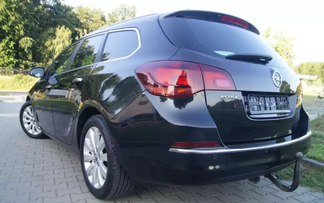 OPEL Astra 1.7 CDTI DPF Cosmo