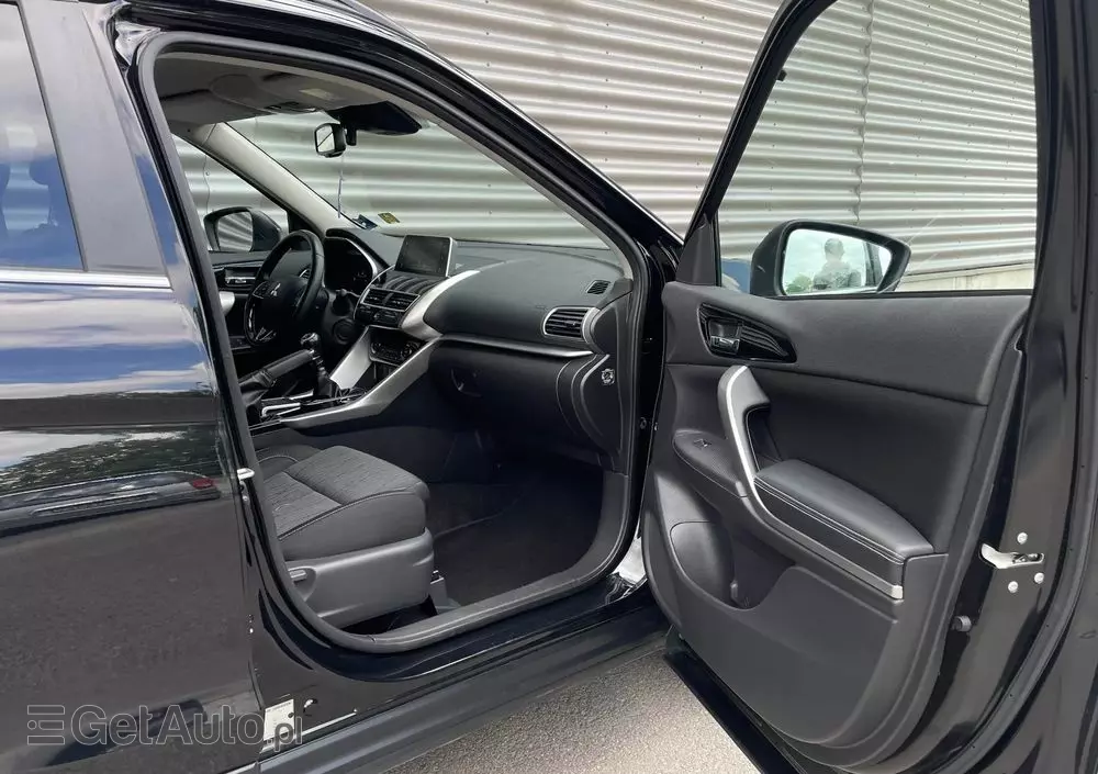 MITSUBISHI Eclipse Cross 1.5 T-MIVEC (ClearTec) 2WD Active