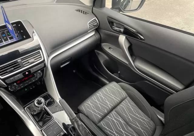 MITSUBISHI Eclipse Cross 1.5 T-MIVEC (ClearTec) 2WD Active