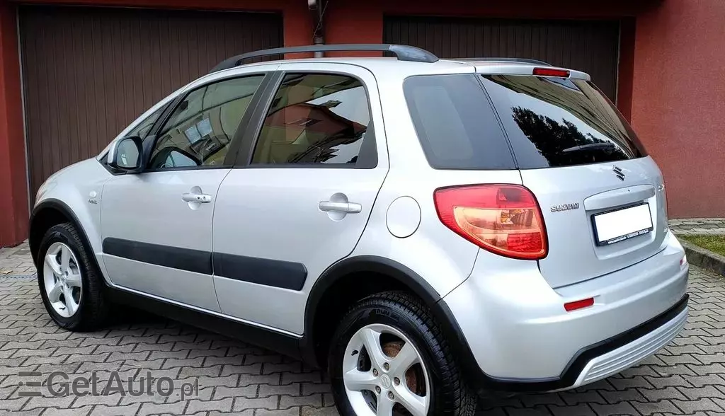 SUZUKI SX4 