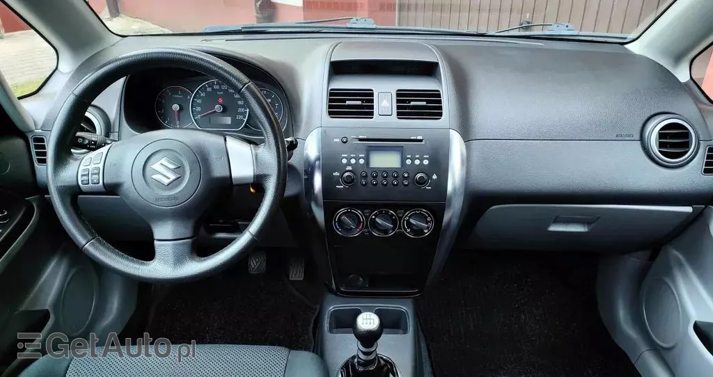 SUZUKI SX4 