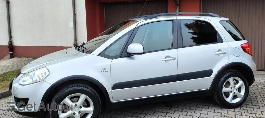 SUZUKI SX4 