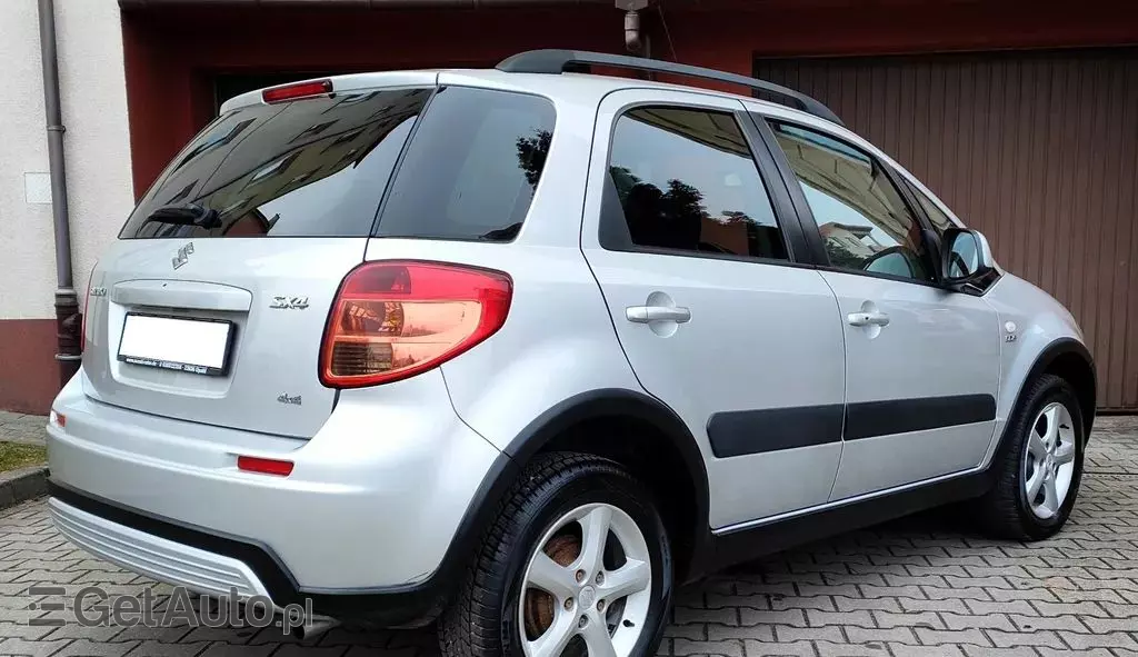 SUZUKI SX4 