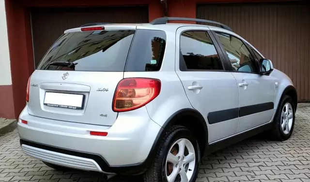 SUZUKI SX4 