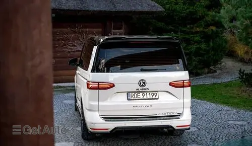 VOLKSWAGEN Multivan 