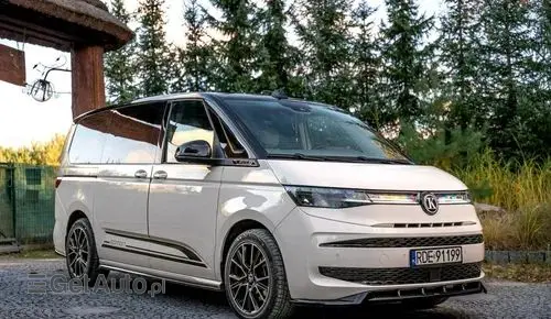 VOLKSWAGEN Multivan 