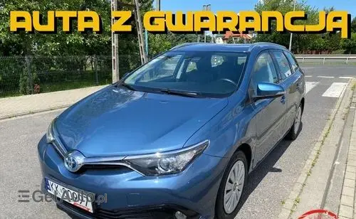 TOYOTA Auris 