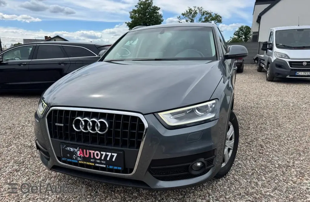 AUDI Q3 