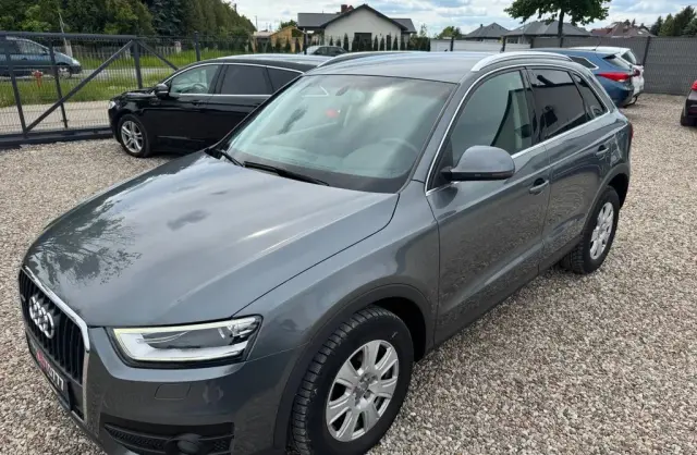 AUDI Q3 