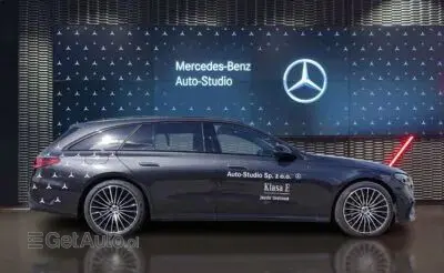 MERCEDES-BENZ Klasa E 