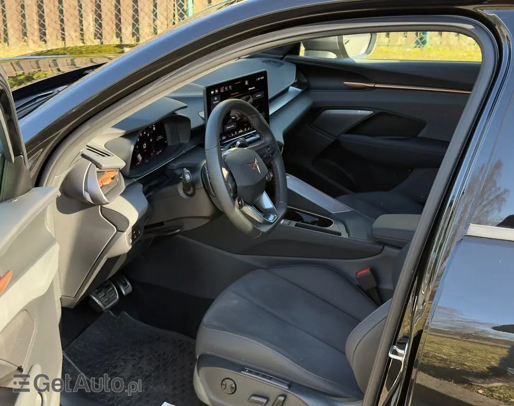 CUPRA Terramar 1.5 eTSI DSG Tribe Edition