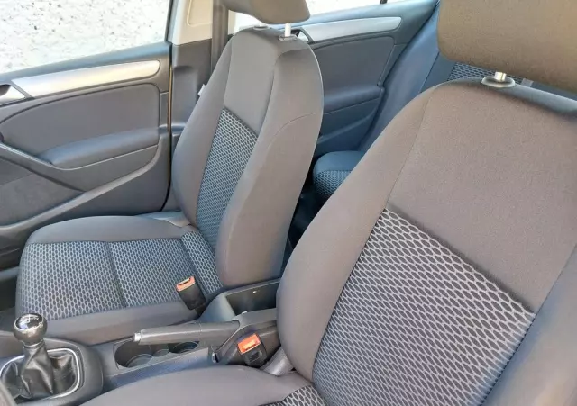 VOLKSWAGEN Golf 1.4 Comfortline