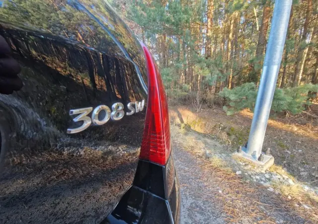 PEUGEOT 308 1.6 THP Allure