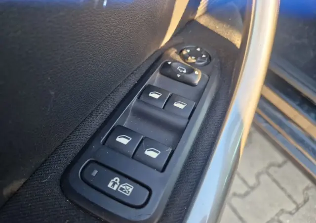 PEUGEOT 308 1.6 THP Allure