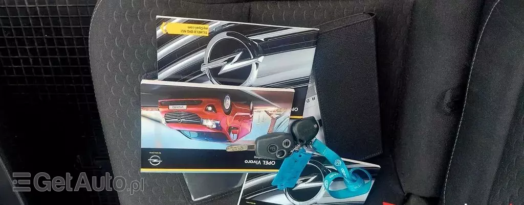 OPEL Vivaro 