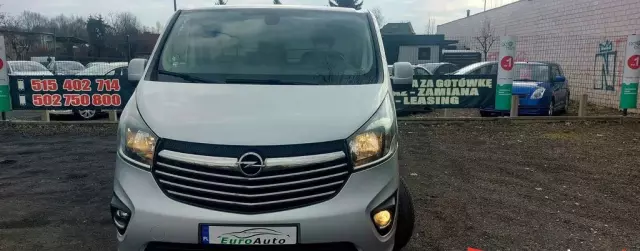 OPEL Vivaro 