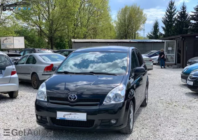 TOYOTA Corolla Verso Prestige