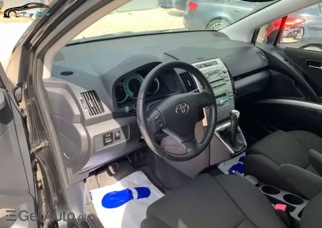 TOYOTA Corolla Verso Prestige