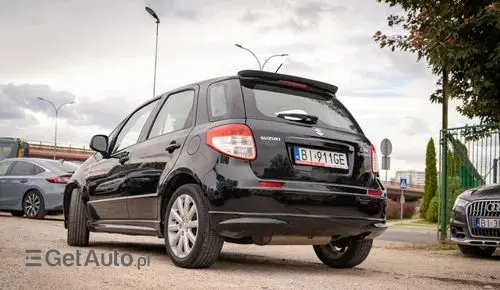 SUZUKI SX4 