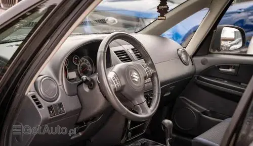 SUZUKI SX4 
