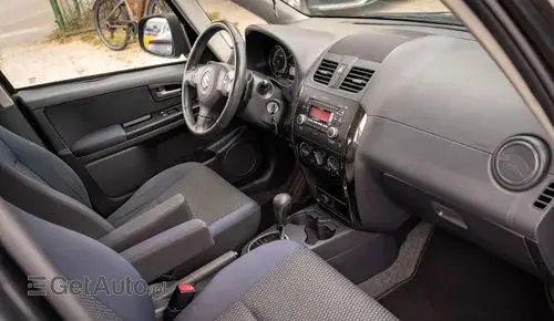 SUZUKI SX4 