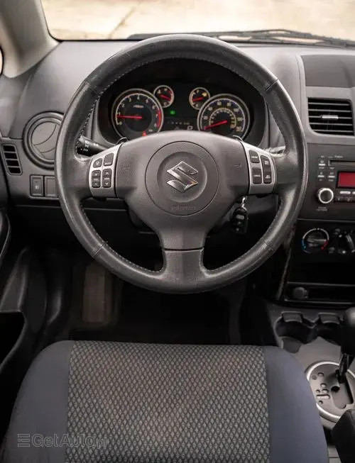 SUZUKI SX4 