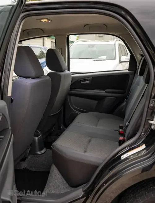 SUZUKI SX4 