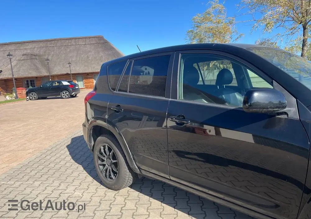 TOYOTA RAV4 2.2 D-4D X