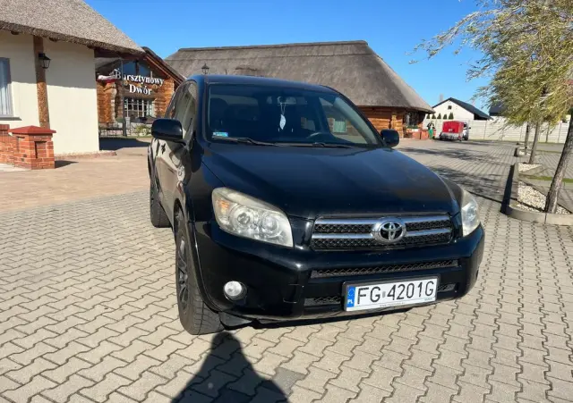 TOYOTA RAV4 2.2 D-4D X