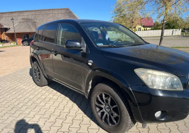 TOYOTA RAV4 2.2 D-4D X