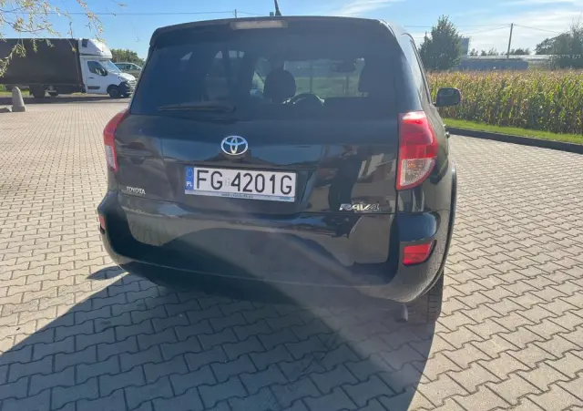 TOYOTA RAV4 2.2 D-4D X