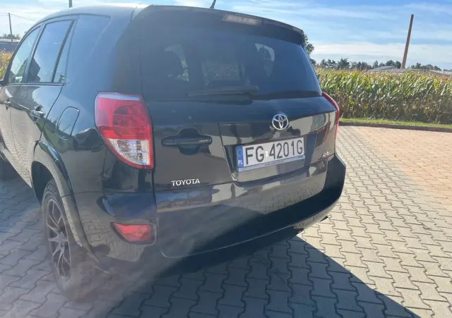 TOYOTA RAV4 2.2 D-4D X