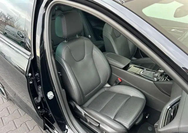 OPEL Insignia 2.0 4x4 GS Line