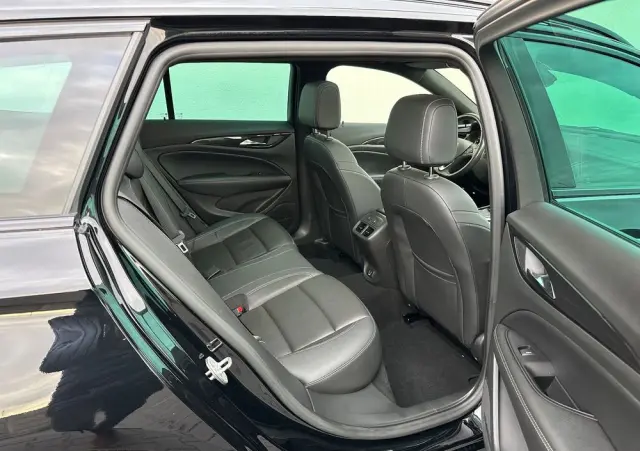 OPEL Insignia 2.0 4x4 GS Line