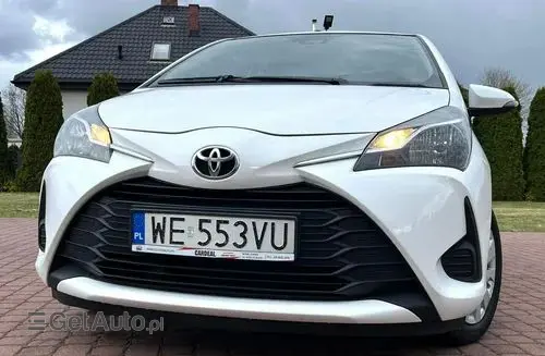 TOYOTA Yaris 