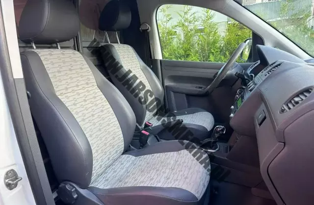 VOLKSWAGEN Caddy California 