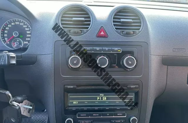 VOLKSWAGEN Caddy California 