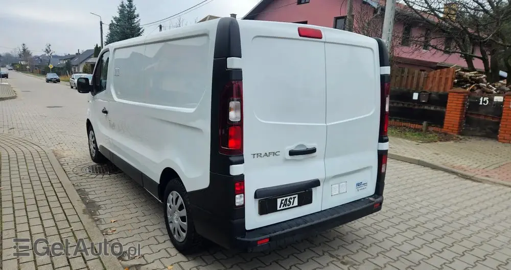 RENAULT TRAFIC 