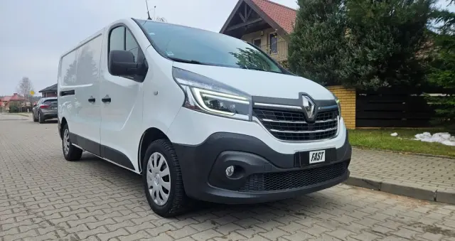 RENAULT TRAFIC 