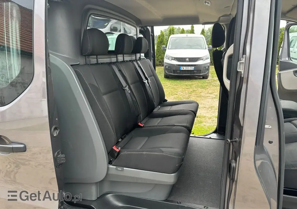 RENAULT Trafic 