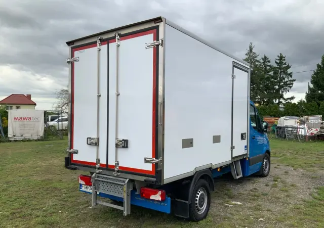 MERCEDES-BENZ SPRINTER 