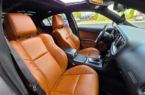 DODGE Charger 